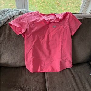 Figs neon pink Catarina scrub top